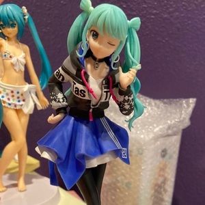 project sekai colorful stage hatsune miku vivid bad squad anime figure sega
